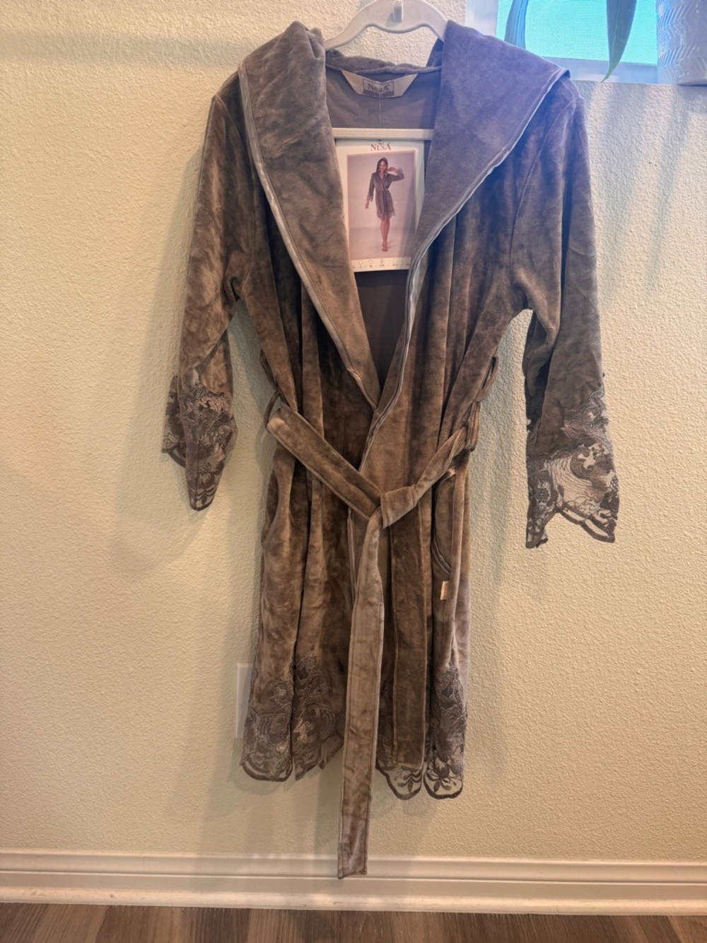 Cozy Hooded Lace-Trim Robe in Taupe